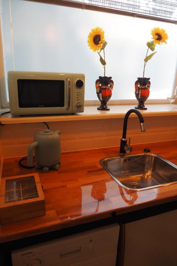 דה בורג B&B Bureau Warmoesstraat מראה חיצוני תמונה