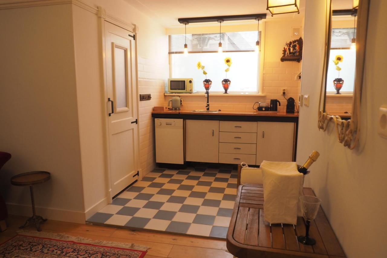 דה בורג B&B Bureau Warmoesstraat מראה חיצוני תמונה