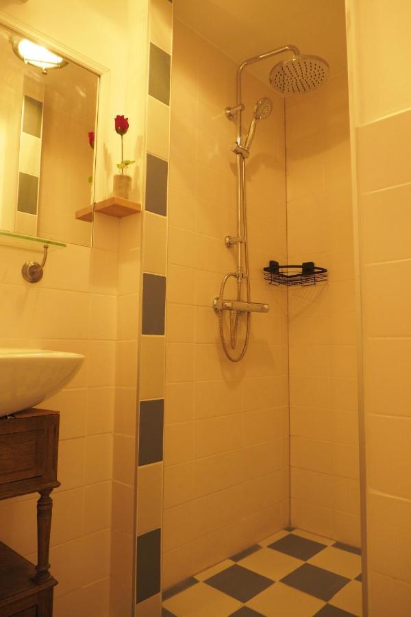 דה בורג B&B Bureau Warmoesstraat מראה חיצוני תמונה