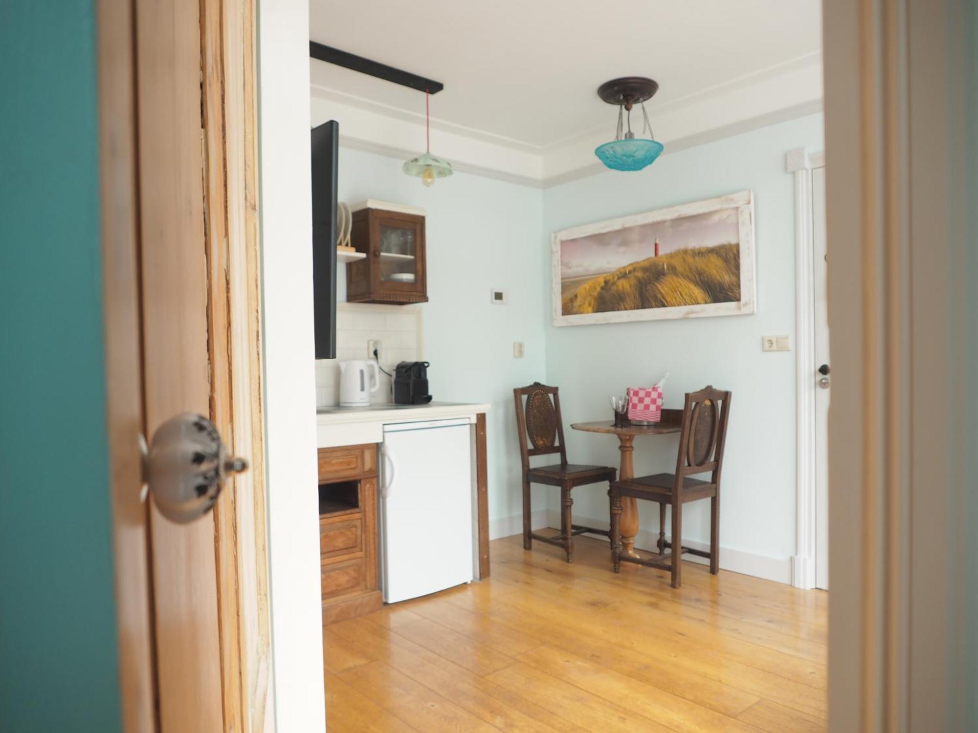 דה בורג B&B Bureau Warmoesstraat מראה חיצוני תמונה